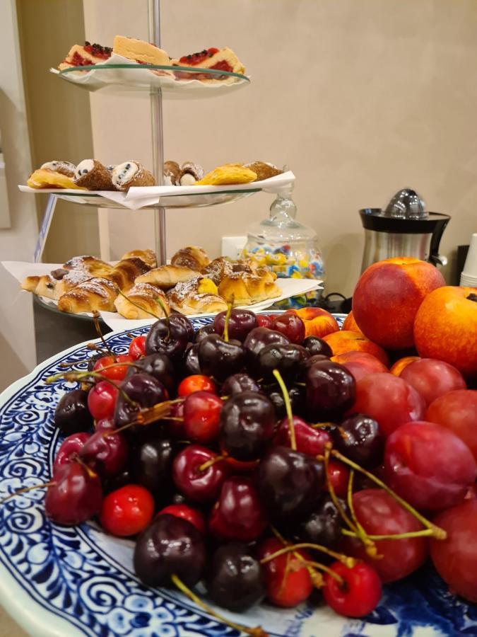 Mama Tita Rooms And Breakfast Palermo Ngoại thất bức ảnh