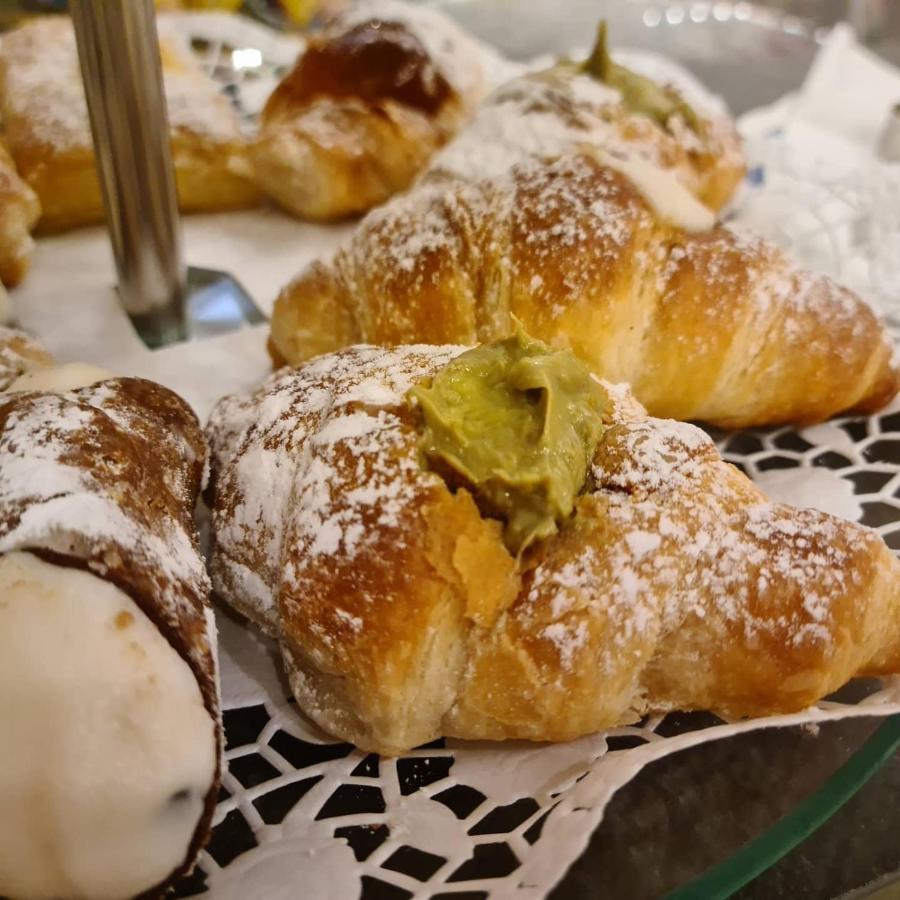 Mama Tita Rooms And Breakfast Palermo Ngoại thất bức ảnh